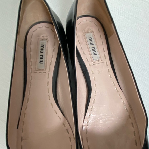 Miu Miu Black Patent Leather Ballet Flats - Picture 5 of 5